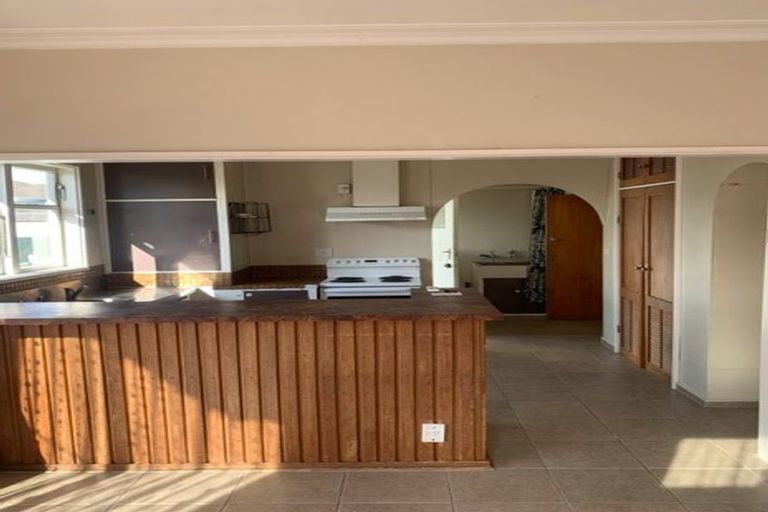 Photo of property in 28 Guppy Road, Greenmeadows, Napier, 4112