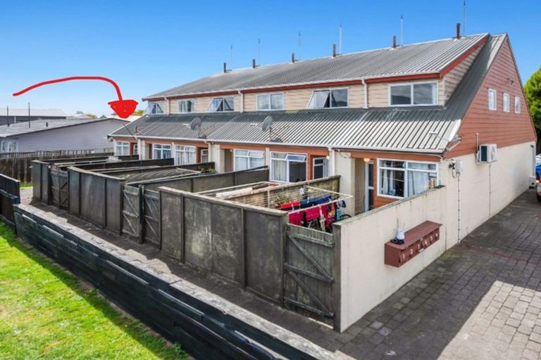 Photo of property in Whitehall Flats, 1/35 Malfroy Road, Victoria, Rotorua, 3010