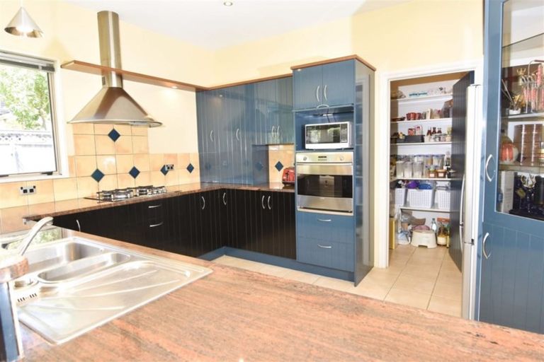 Photo of property in 6 Hogarth Lane, Burnside, Christchurch, 8053