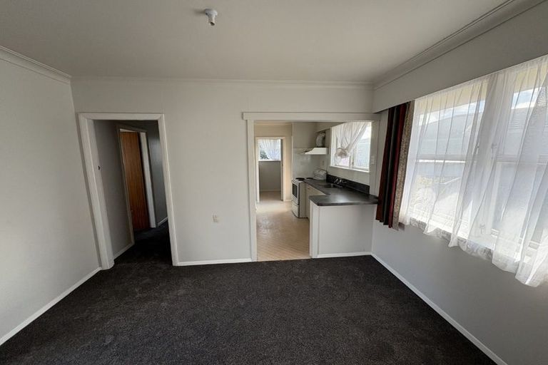 Photo of property in 44 Karaka Crescent, Levin, 5510