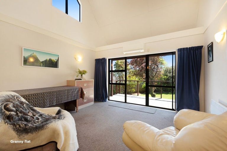 Photo of property in 5 Hira Street, Waikanae, 5036