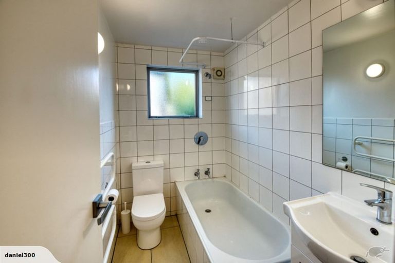 Photo of property in 2/290 Barbadoes Street, Christchurch Central, Christchurch, 8011