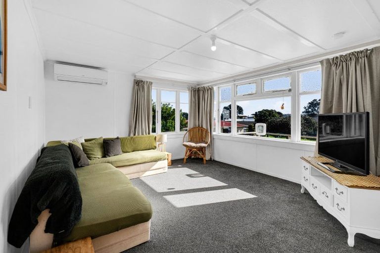 Photo of property in 452 Saint Aubyn Street, Moturoa, New Plymouth, 4310