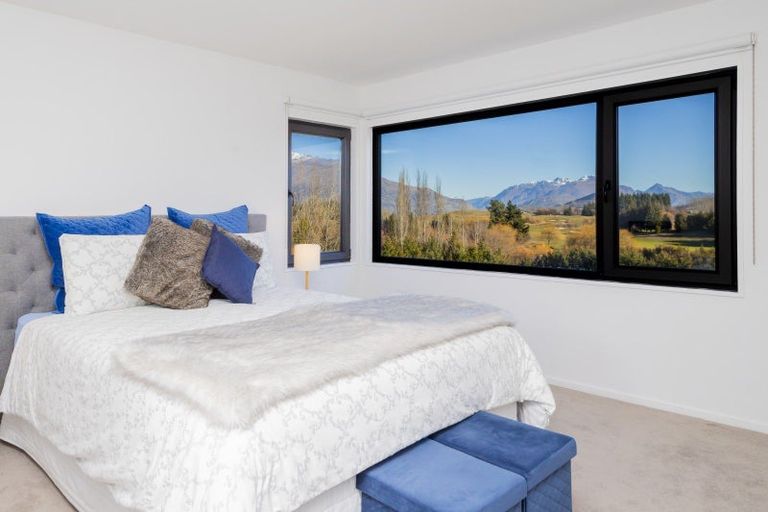 Photo of property in 21 Cotter Avenue, Arrowtown, 9302