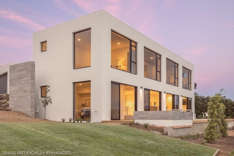 Photo of property in 280 Major Hornbrook Road, Mount Pleasant, Christchurch, 8081