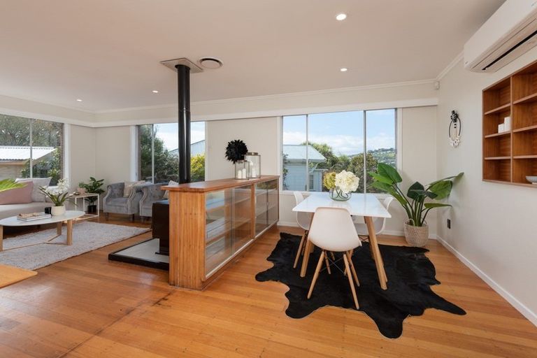 Photo of property in 77 Ironside Road, Johnsonville, Wellington, 6037