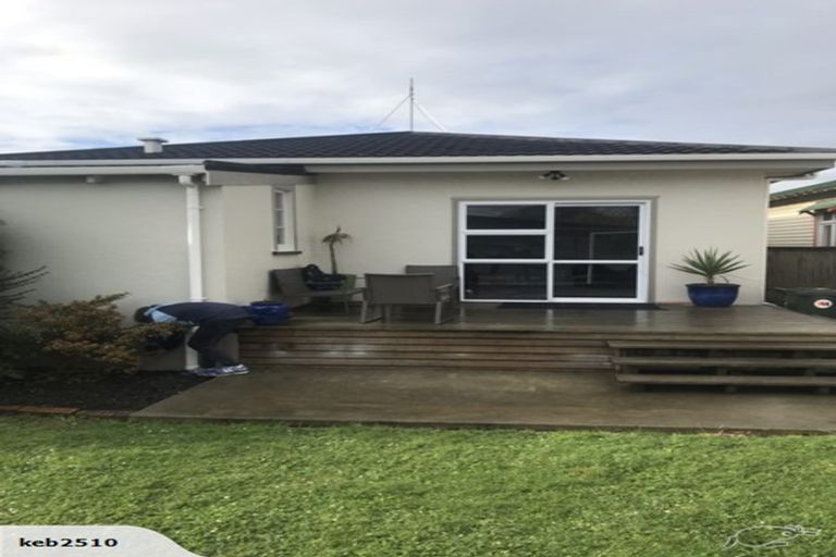 Photo of property in 52 Roy Street, Palmerston North, 4410