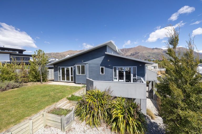 Photo of property in 99 Kings Drive, Wanaka, 9305