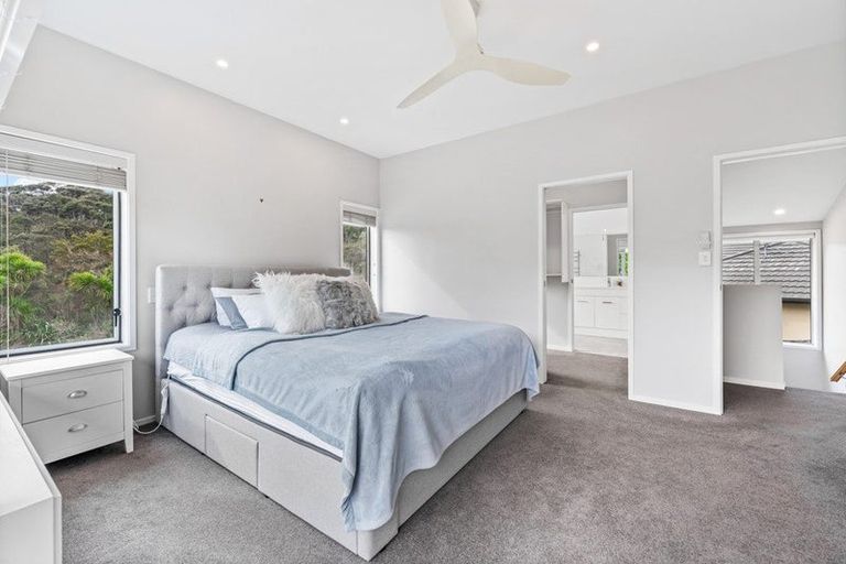 Photo of property in 2 Widdison Place, Albany, Auckland, 0632