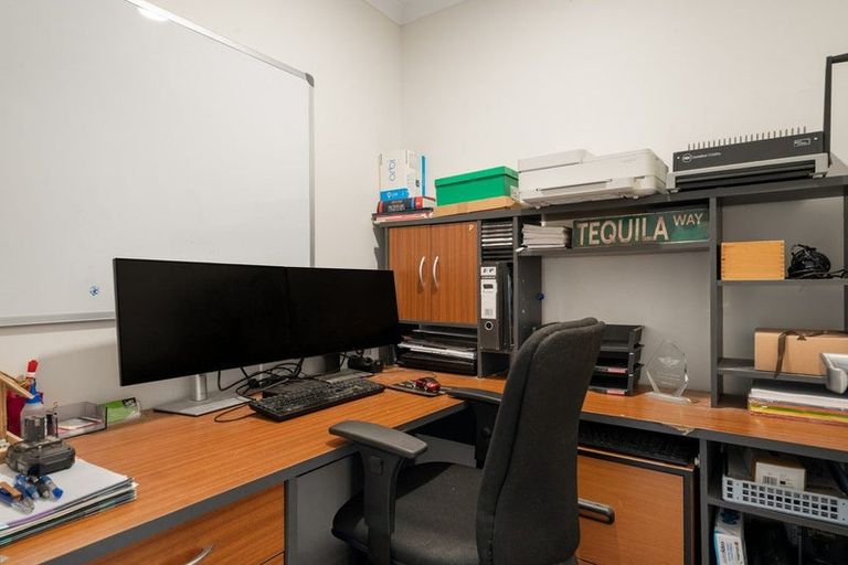 Photo of property in 11 Holyoake Terrace, Omokoroa, 3114