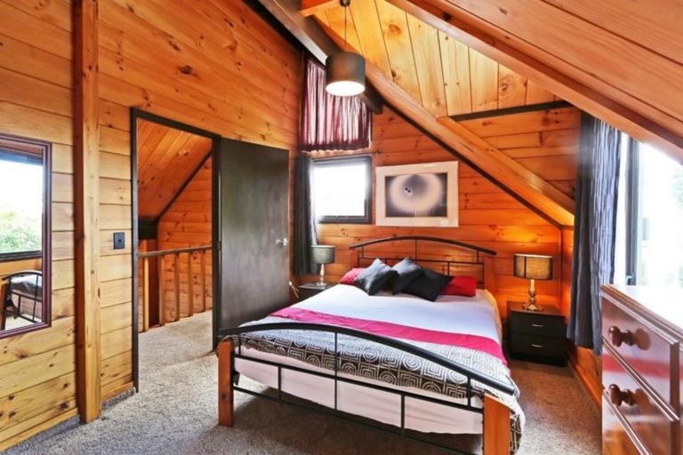 Photo of property in 15 Ritchie Place, Havelock North, 4130