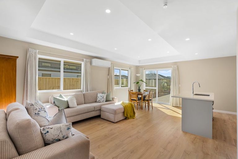 Photo of property in 30 Withers Crescent, Halswell, Christchurch, 8025