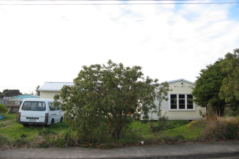 Photo of property in 32 Iti Street, Otaki, 5512