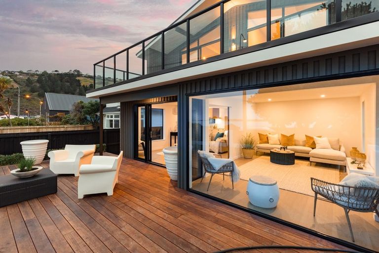 Photo of property in 212 Main Road, Moncks Bay, Christchurch, 8081