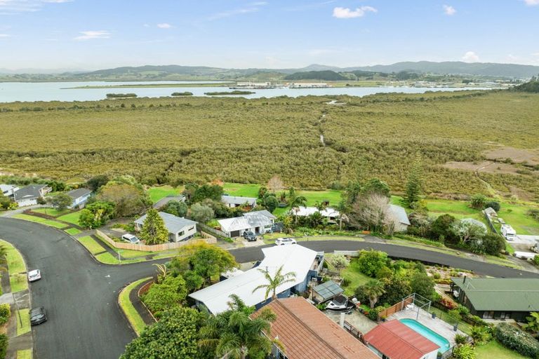 Photo of property in 48 Raumati Crescent, Onerahi, Whangarei, 0110