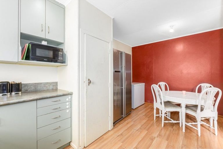 Photo of property in 51 Parenga Street, Wainuiomata, Lower Hutt, 5014