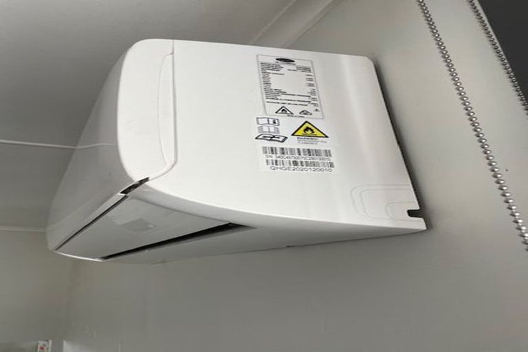 Photo of property in 49 Eatwell Avenue, Paraparaumu Beach, Paraparaumu, 5032