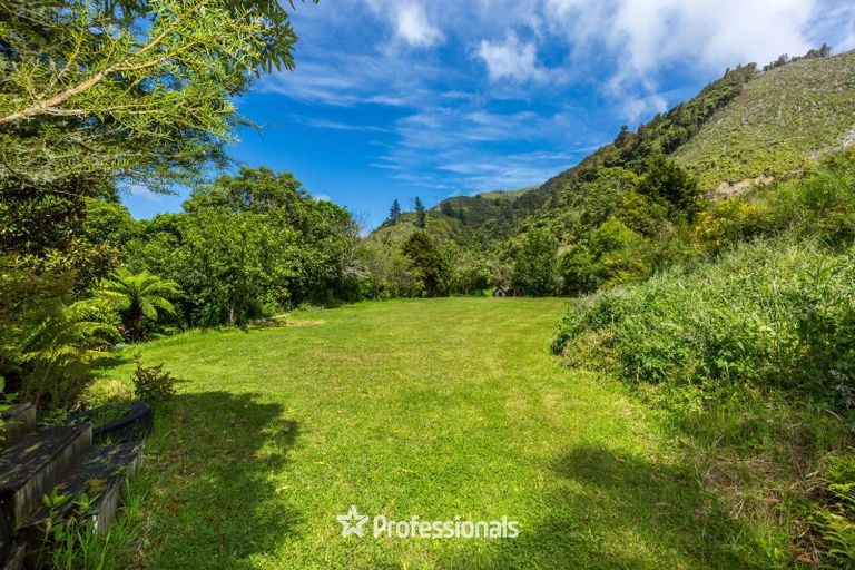 Photo of property in 740 Moonshine Hill Road, Moonshine Valley, Porirua, 5381