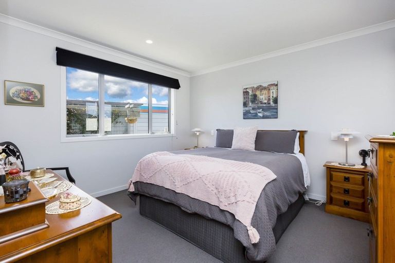 Photo of property in 11 Vernon Grove, Brown Owl, Upper Hutt, 5018