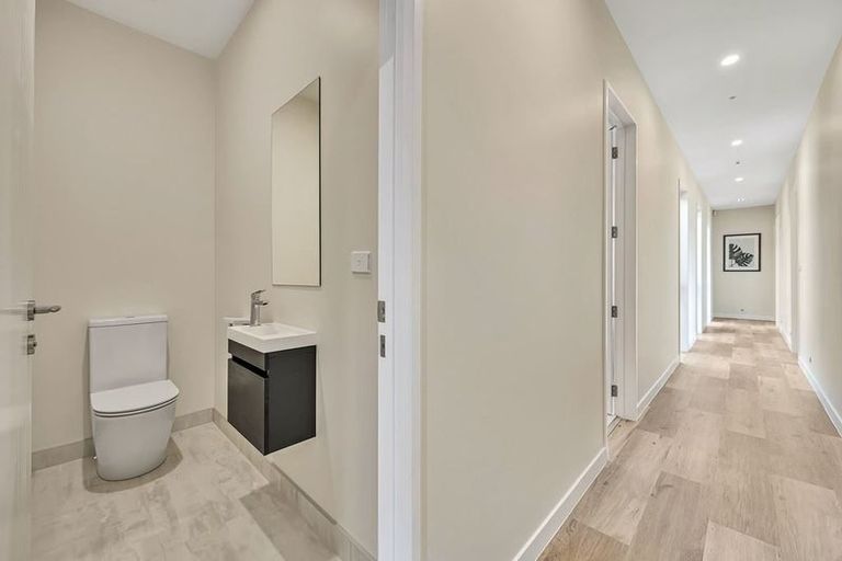 Photo of property in 4 Wheki Place, Swanson, Auckland, 0614