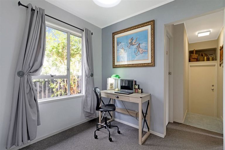 Photo of property in 36 Glynnbrooke Street, Te Atatu South, Auckland, 0610