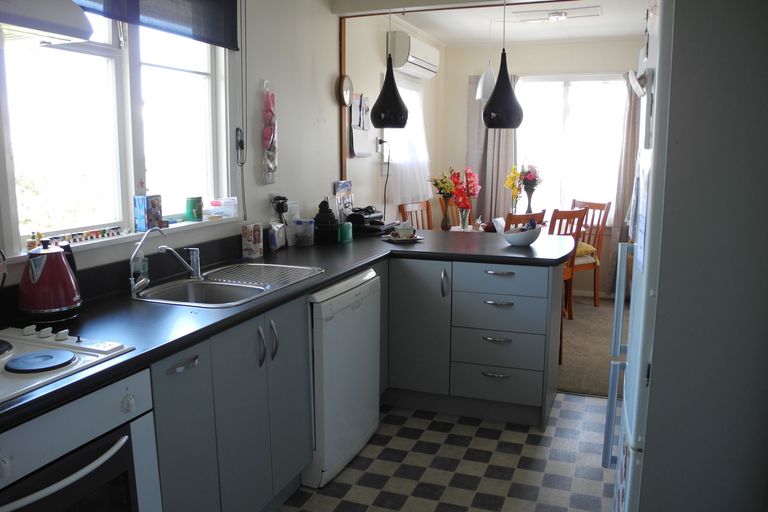 Photo of property in 6 Elizabeth Street, Waimate, 7924