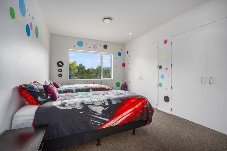 Photo of property in 342a Tararua Road, Levin, 5571