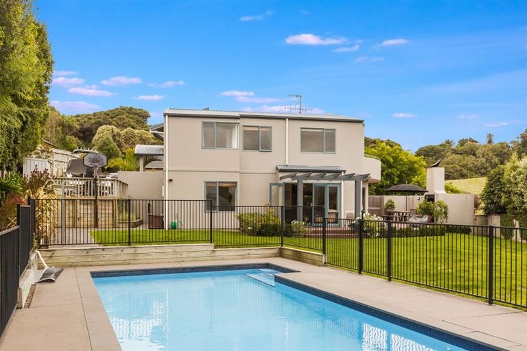 Photo of property in 18 Petrel Lane, Whitby, Porirua, 5024