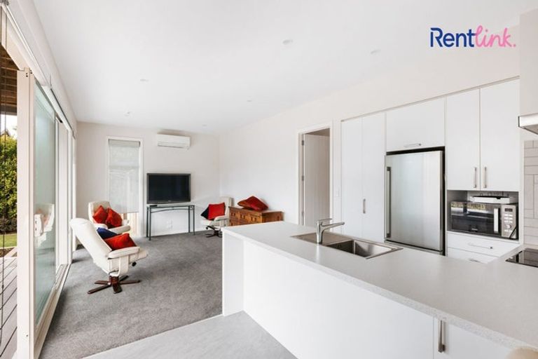 Photo of property in 6 Otira Close, Papamoa Beach, Papamoa, 3118