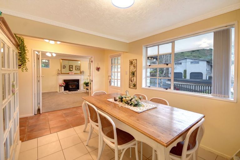 Photo of property in 105 Glenross Street, Glenross, Dunedin, 9011