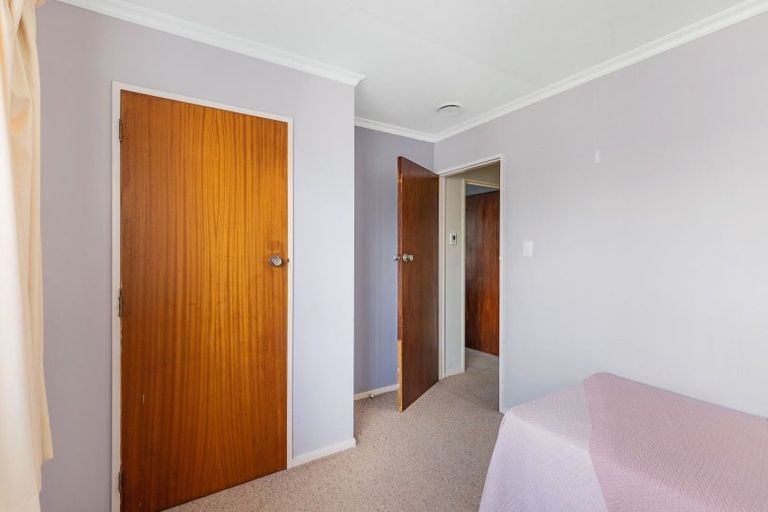 Photo of property in 71 Kaimanawa Street, Kelvin Grove, Palmerston North, 4414