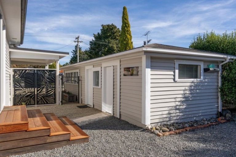 Photo of property in 9 Wood Street, Greytown, 5712