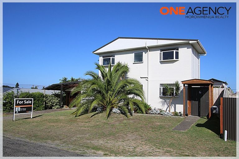 Photo of property in 6 Huia Street, Foxton Beach, Foxton, 4815
