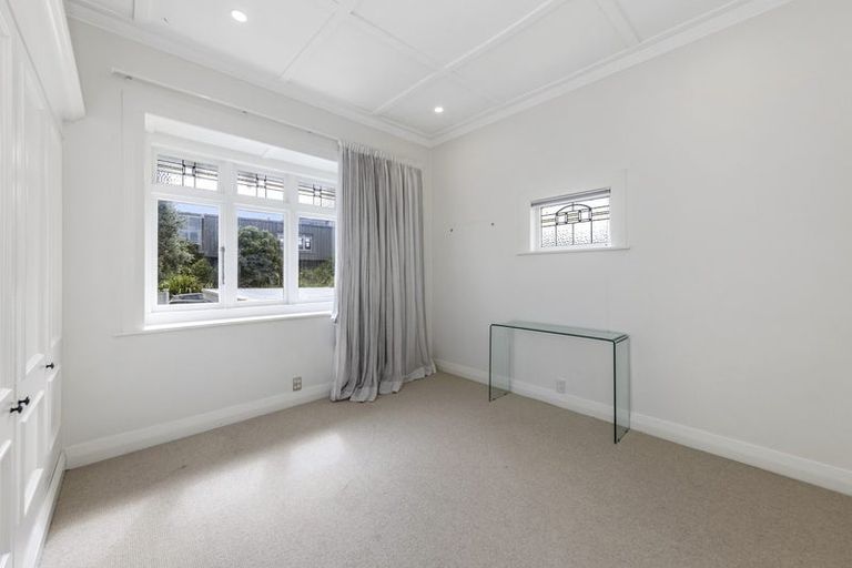 Photo of property in 60 Larchwood Avenue, Westmere, Auckland, 1022