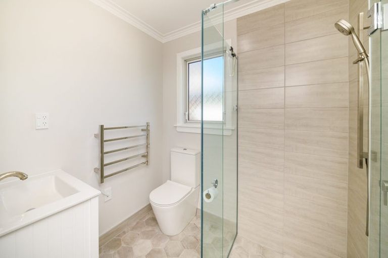 Photo of property in 107 Jickell Street, Hokowhitu, Palmerston North, 4410