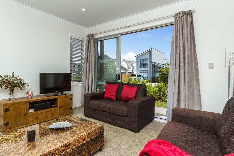 Photo of property in 41 Liquidambar Drive, Hobsonville, Auckland, 0616