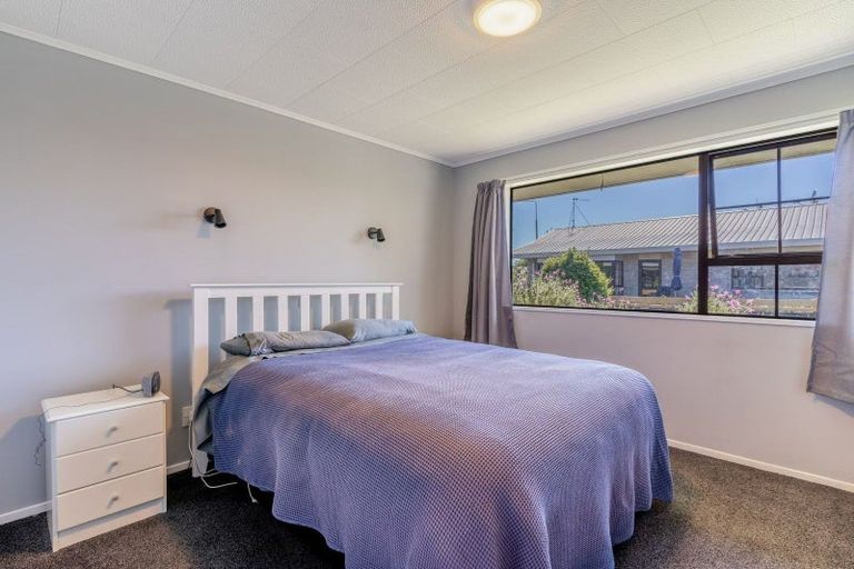 Photo of property in 61 Arthur Street, Winton, 9720