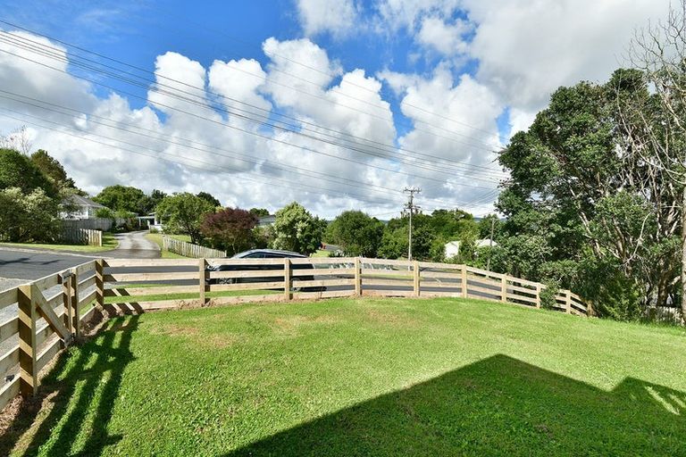 Photo of property in 22 Downer Street, Helensville, 0800