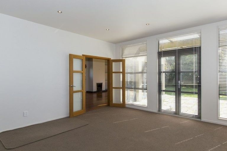 Photo of property in 119 Waiwhetu Road, Waterloo, Lower Hutt, 5011