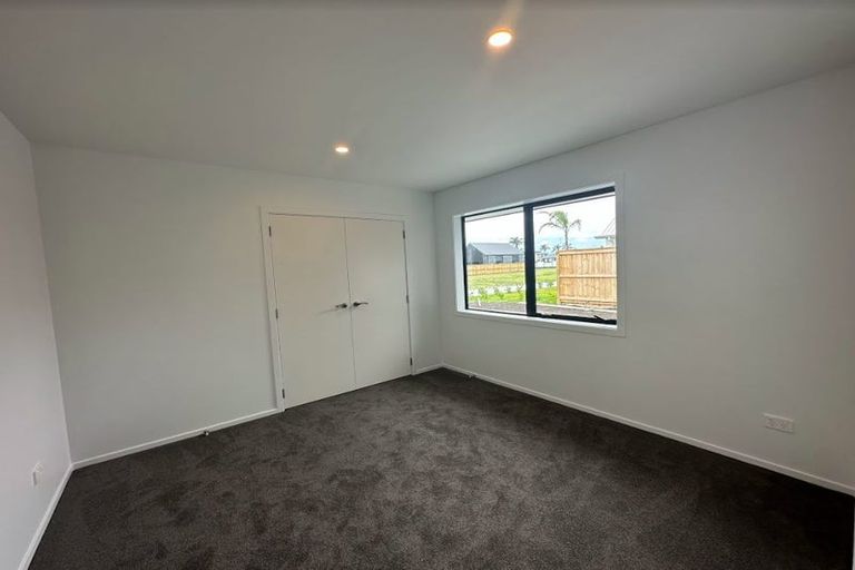 Photo of property in 12 Cotula Way, Papamoa Beach, Papamoa, 3118