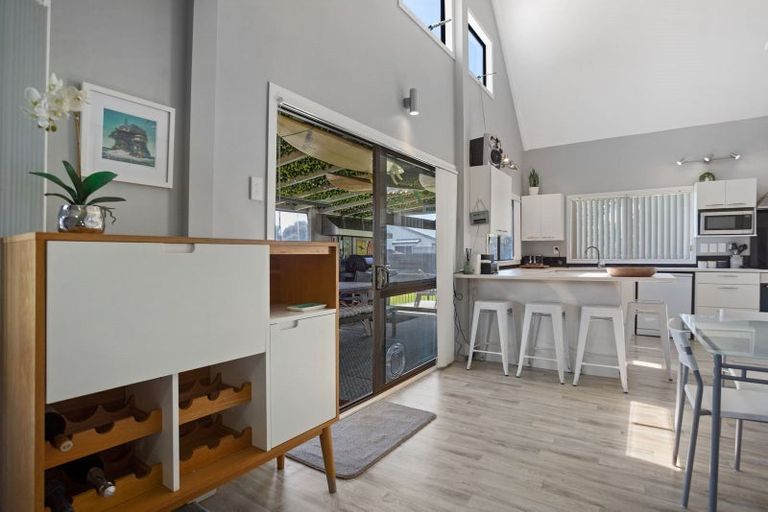 Photo of property in 1 Mount Avenue, Pauanui, Hikuai, 3579