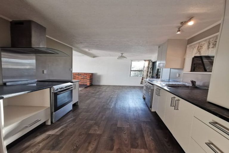 Photo of property in 54 Arodella Crescent, Ranui, Auckland, 0612