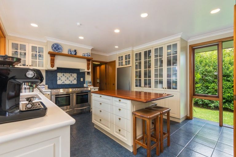 Photo of property in 60 Summerhill Drive, Fitzherbert, Palmerston North, 4410