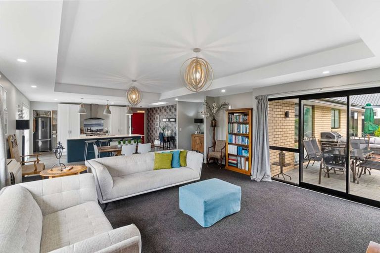 Photo of property in 1 Sarah Street, Marshland, Christchurch, 8083