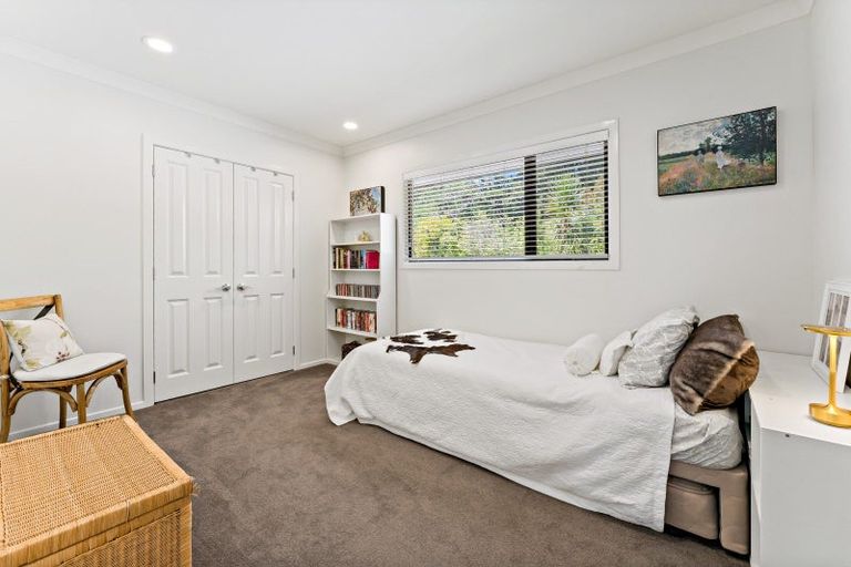 Photo of property in 586 Whitford Road, Whitford, Howick, 2571