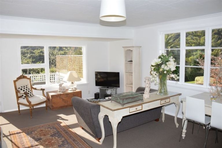 Photo of property in 32 Selwyn Avenue, Akaroa, 7520