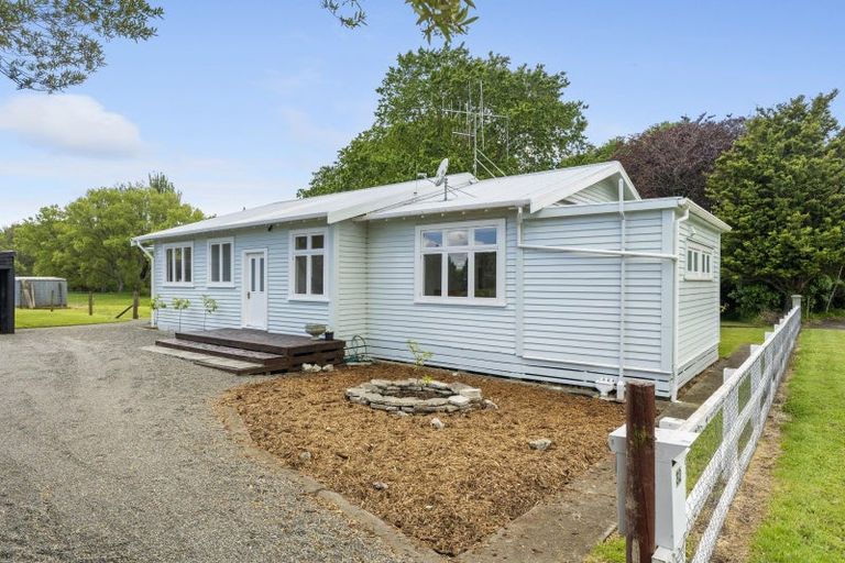 Photo of property in 32 Cambridge Street, Pahiatua, 4910