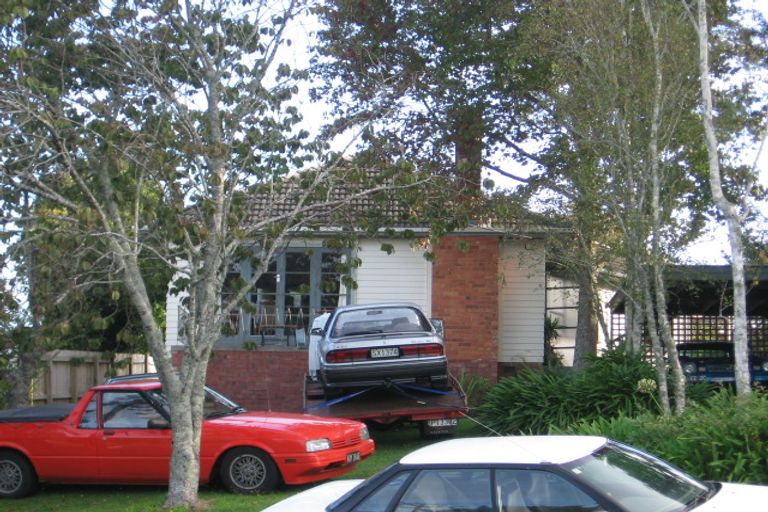 Photo of property in 39 Parrs Cross Road, Henderson, Auckland, 0612
