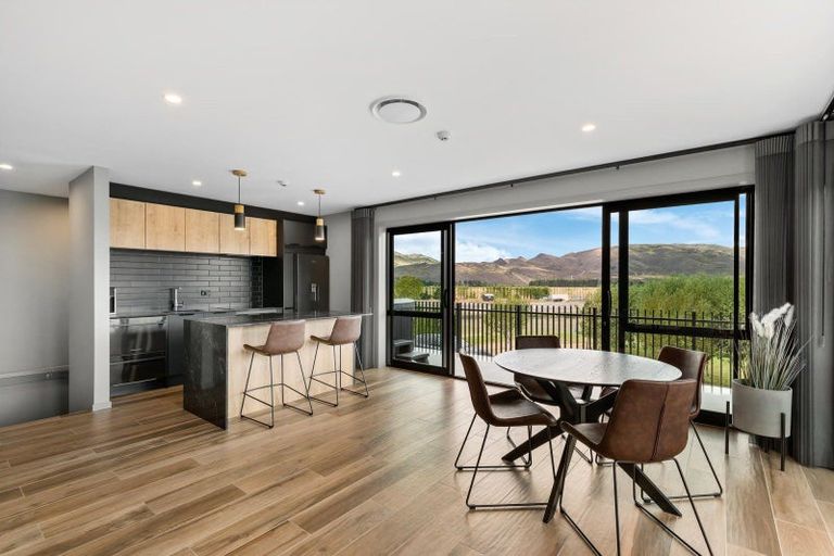 Photo of property in 26 Monaco Drive, Cromwell, 9384