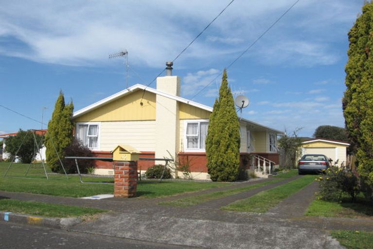 Photo of property in 12 Balmoral Crescent, Springvale, Whanganui, 4501